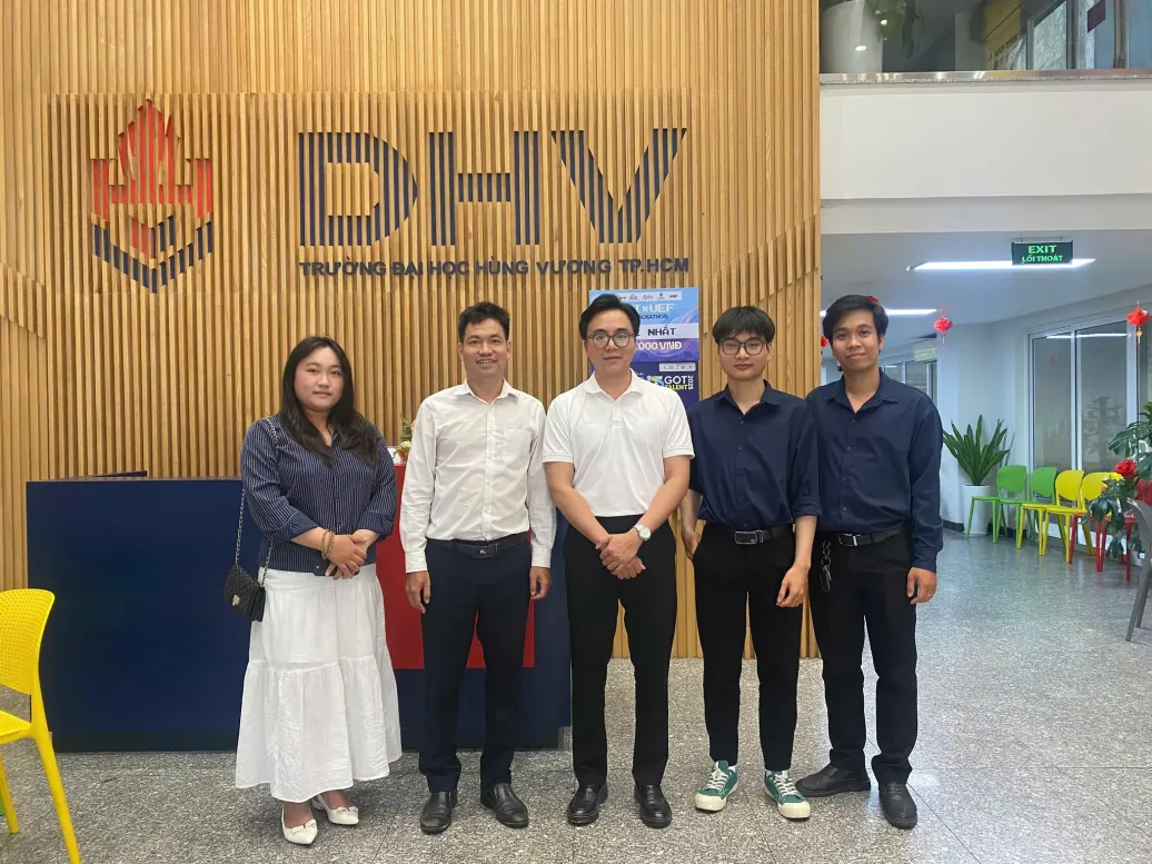 DHV - Trường Đại Học Hùng Vương TPHCM