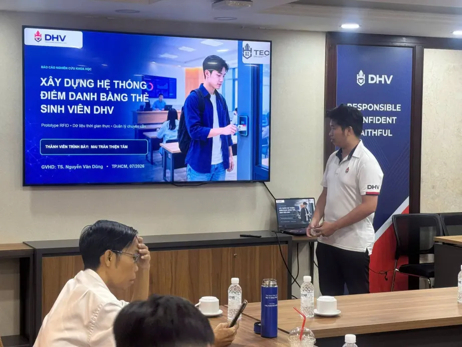 DHV - Trường Đại Học Hùng Vương TPHCM